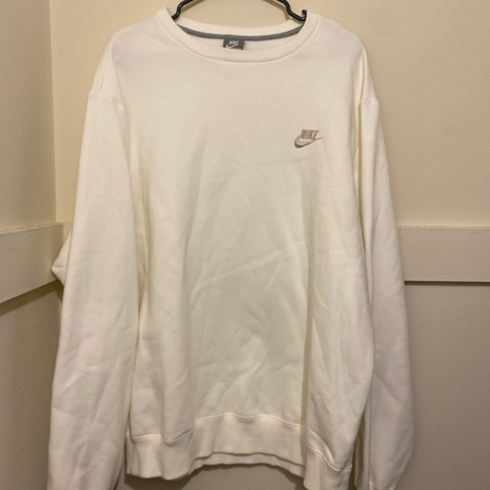 Nike sweatshirt